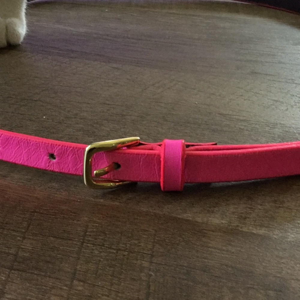 Small Jcrew neon pink belt